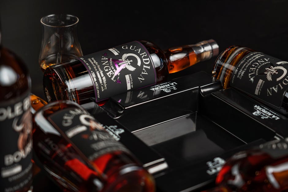 bourbon whiskey glass tasting flight beginner guide