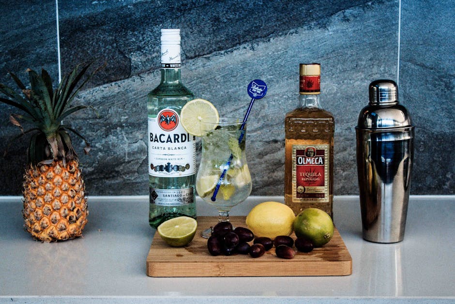 Mojito Daiquiri fresh ingredients Caribbean cocktail bar craft rum bottles