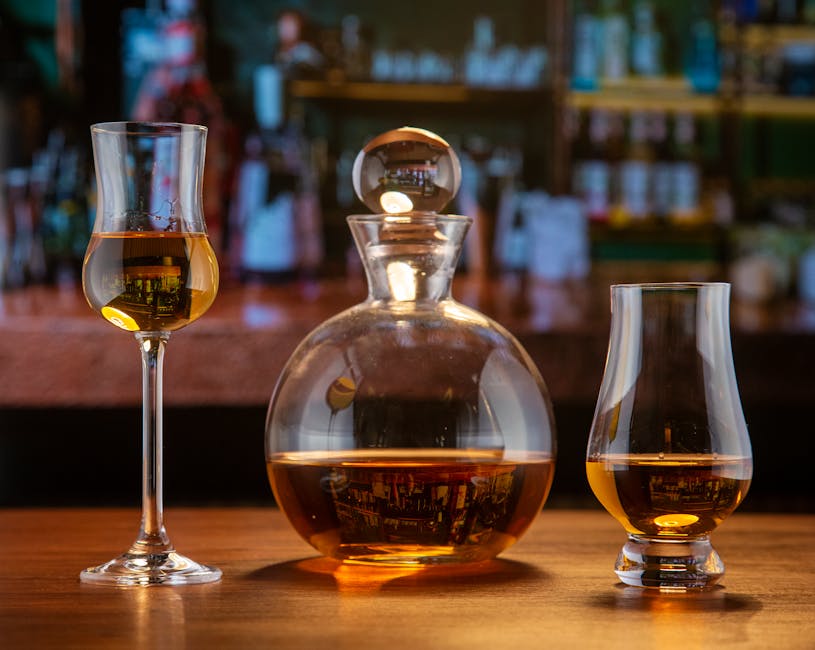 Irish whiskey tasting glass bar cocktail highball modern