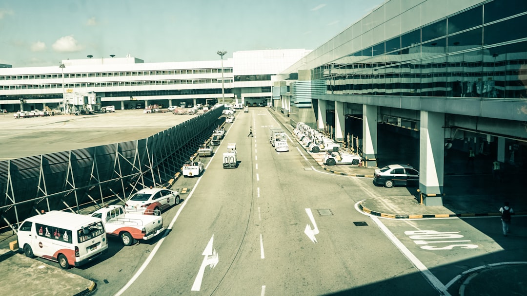 airport transfer terminal shuttle, international airport connection map