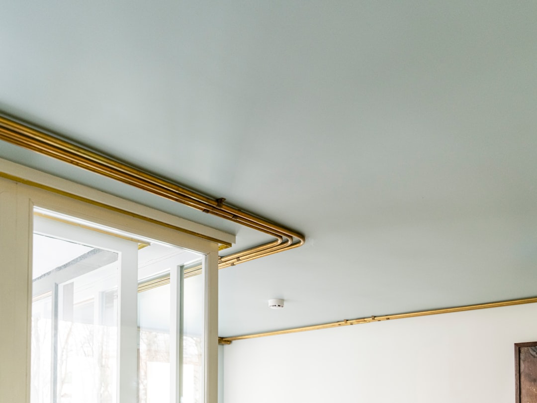 home pull-up bar setup, ceiling mounted pull-up bar apartment