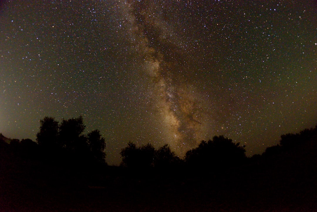 milky way photography, dark sky landscape, long exposure stars
